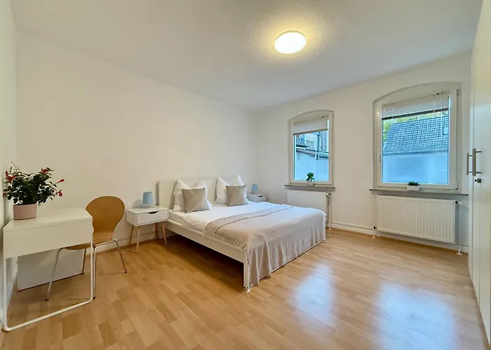 Cleo Apartments